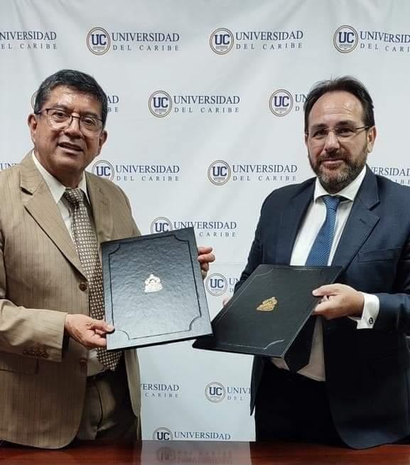 Firma de Convenio para beneficiar a estudiantes de Honduras en Panamá